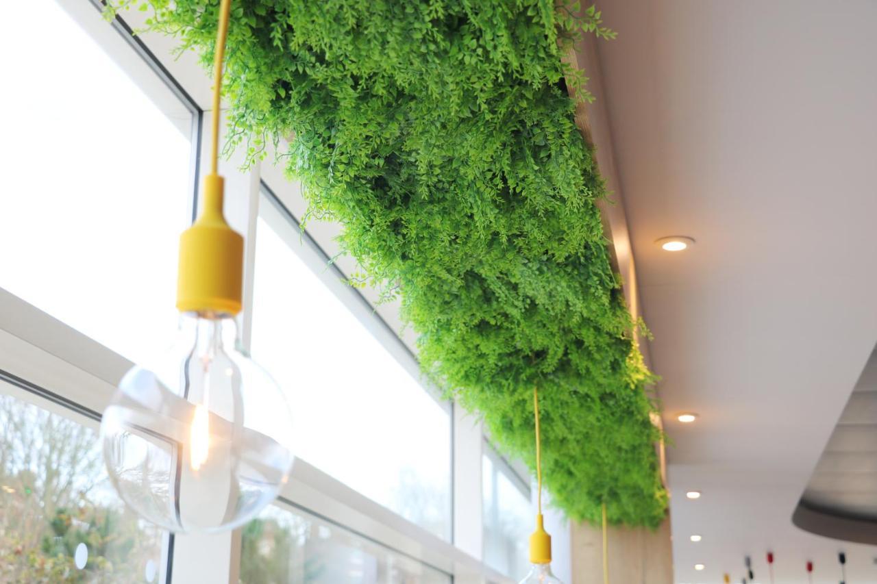Holiday Inn Express, Chester Racecourse By Ihg Экстерьер фото