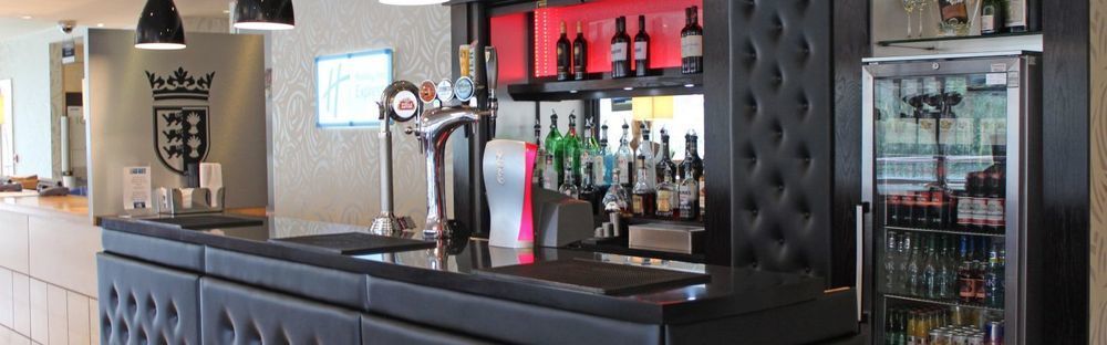 Holiday Inn Express, Chester Racecourse By Ihg Экстерьер фото